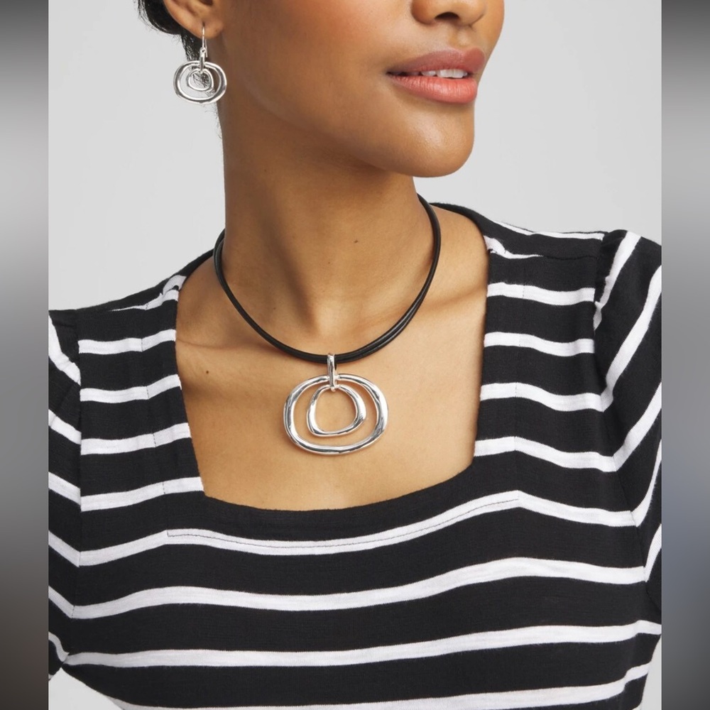 Silver Tone Rings Pendant Black Corded Necklace 10.5" L